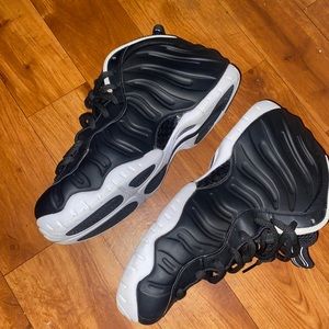 both size 9.5 140 each